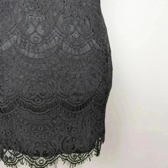 Lulu Black Bodycon Lace Dress With Adjustable straps Size Small - Picture 3 of 8